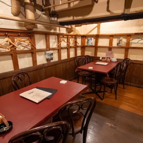 Enjoy a relaxing time in a private room!