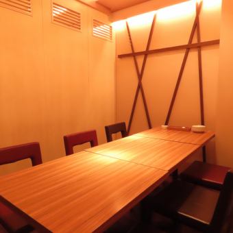 [2nd floor] The sunken kotatsu private room can accommodate up to 14 people.