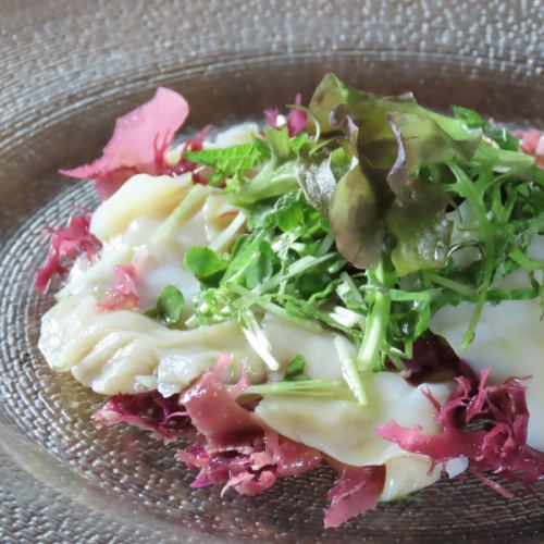 真つぶ貝のカルパッチョ　和風仕立て