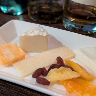 【平日限定クーポンでお得に♪】2時間飲み放題付チーズコ―ス　5,000円→4,500円