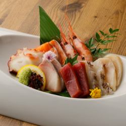 Assorted sashimi (7 kinds)