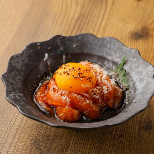 Bluefin Tuna with Spicy Sauce / Salmon Carbonara with Yukhoe