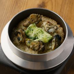 Oysters and sea lettuce butter