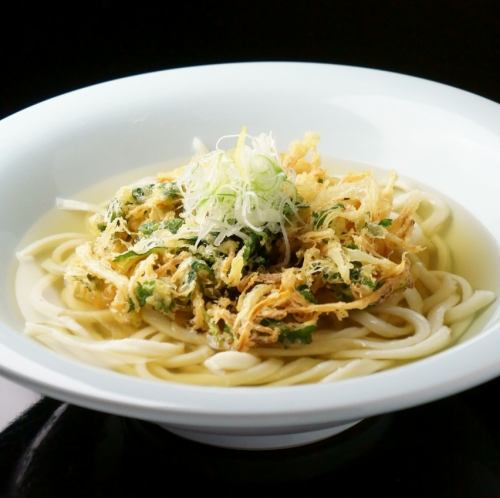 野菜かき揚げおうどん／豚天紅生姜おうどん