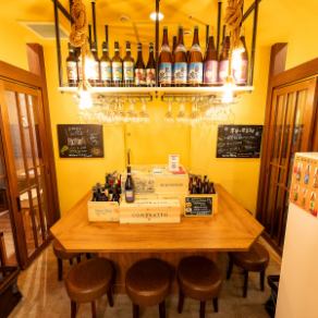 At the counter seats, you can enjoy authentic Italian cuisine, wine, and shochu from Tanegashima and Yakushima in a calm atmosphere.It can be used by a small number of people, so you can spend private time with your loved ones.We are open for lunch and dinner, so please feel free to stop by!