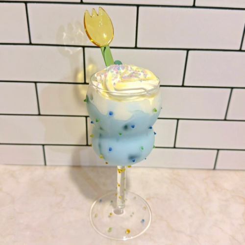 見た目も満足！本格和紅茶ラテ＆季節の限定ドリンク♪