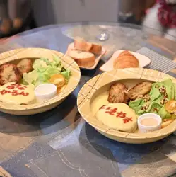 【11:00-15:00】런치 플레이트 + 음료 포함