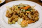 Stir-fried chicken and cashew nut