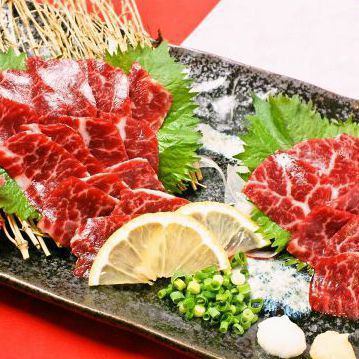 We also offer high quality horse sashimi!
