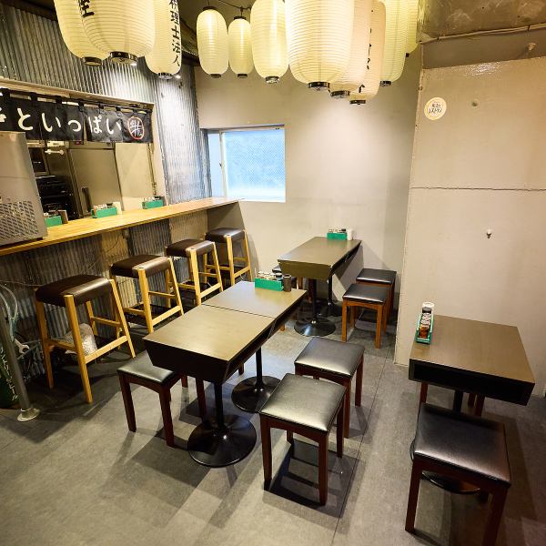 女子会にもぴったりなデザートサービスを提供しています。食事の後には、特製のデザートで甘いひとときをお楽しみいただけます。甘いデザートを味わいながら串料理を楽しむのにも最適です。楽しい会話と共に、心温まるおもてなしを感じながら、特別な時間をお過ごしください。素敵な思い出作りをお手伝いします。