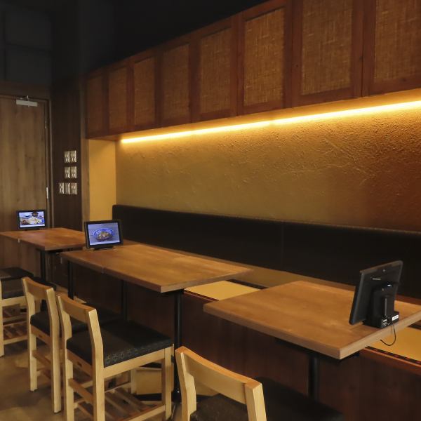 【会社宴会やお祝いに】最大20名までの貸し切り利用が可能です。予算に合わせた飲み放題コースや豊富な料理メニューをご用意しているため、会社宴会やお祝いなどの大人数の集まりにオススメです！人数に応じて柔軟に対応いたしますので、貸し切りをご希望のお客様は3日前までにお電話でお気軽にご連絡ください。