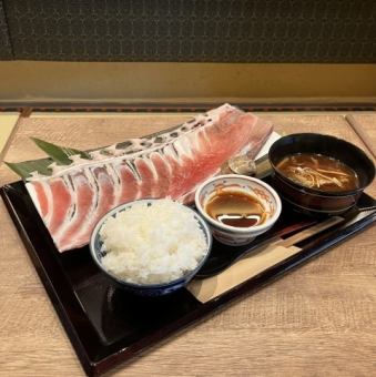 骨付きまぐろ中落定食(大)