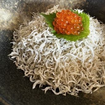 釜揚げしらす丼