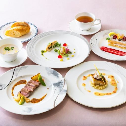 "Dipart" - Choose your main dish, available only at lunchtime.