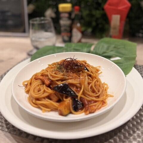 厳選食材と手作りにこだわった豊富な料理!