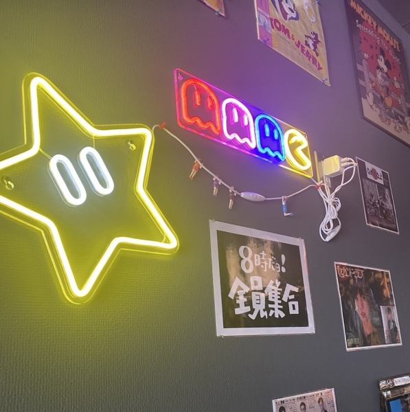 [Guaranteed to be Instagrammable] The interior of the store, illuminated with colorful neon lights, creates an atmosphere that makes you feel like you're in a dream.The cute design is perfect for a girls' night out, and you'll feel excited the moment you step inside.It's a place where you can spend a fun evening with friends and be inspired to post photos on social media.Please enjoy this special time.