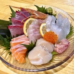 鮮魚の刺身盛り合わせ