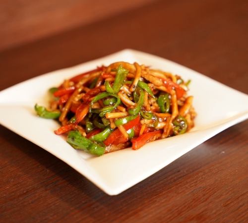 100種類を超える一品料理