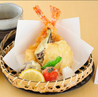 Assorted tempura