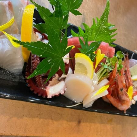 [Sashimi] Assorted sashimi 5 pieces