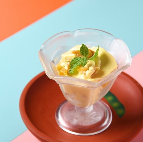 Homemade mango pudding