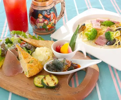 一番人気のランチセット♪「モルトランチ」
