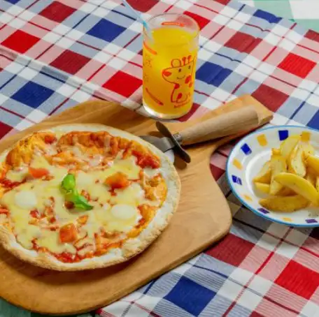 お子様セットで楽しいお食事を♪
