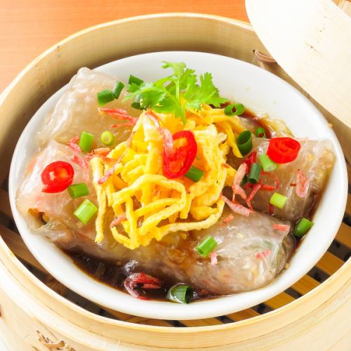 Colorful steamed spring rolls “Quittiao Roto”