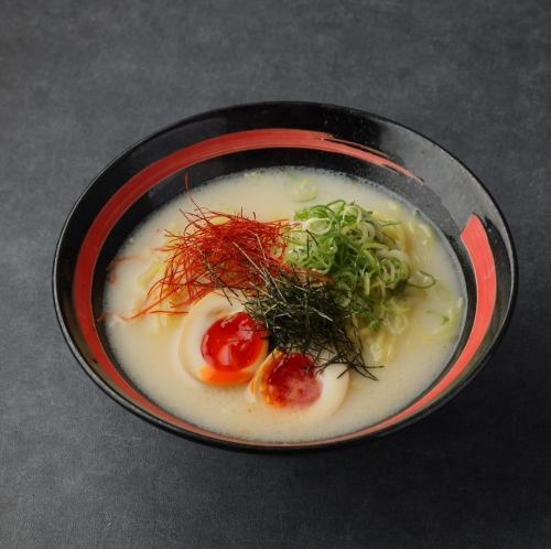 鶏白湯ラーメン