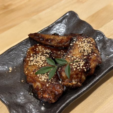 香ばし旨い【手羽先のから揚げ】