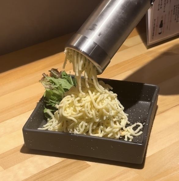 【話題の一品】まるでモンブラン!?濃厚&大人の味!『HIGASHI名物 ふわふわモンブラン風ポテトサラダ』