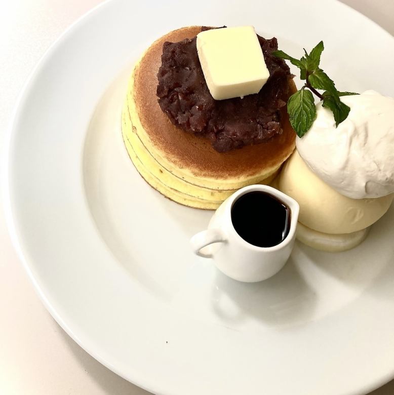★王道★あんバターほっとけーき（小倉餡・バニラアイス・生クリーム・バター・蜜付き）