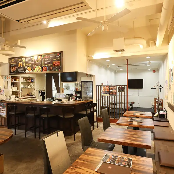20名様～最大30名様までの店舗貸切も大歓迎！各種宴会や飲み会、女子会など大人数での集まりに最適な空間です。周りを気にせず仲間内でワイワイ大盛り上がりしていただけます♪ご予算やご利用人数、お料理内容など、お客様のご要望に合わせて柔軟に対応いたしますので、まずはお気軽にお電話にてお問い合わせを！