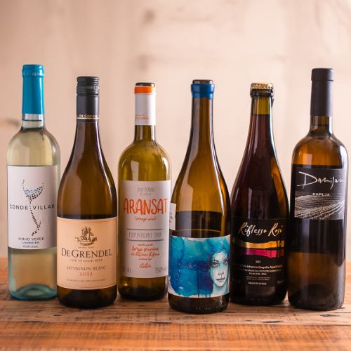 We strive to create drinks that go perfectly with yakitori. [Wine, sake, and other drinks]