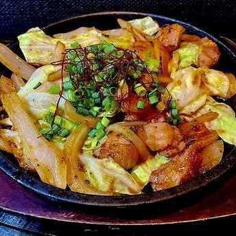 ホルモン鉄板