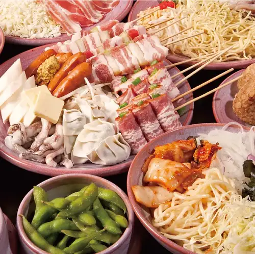【13品の宴会メニューと飲み放題が含まれて4382円(税込)☆】