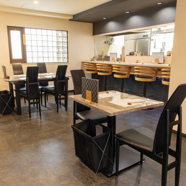 プライベートな空間で周りを気にせず盛り上がりたい時は貸切がおすすめです！最少12名様という少人数から貸切予約を承っております。アットホームな雰囲気の中で、こだわりの和食とお酒を囲む一体感のあるご宴会ができます。同窓会や歓送迎会、地域の集まりなど、まとまった人数でのご利用の際は、お早めにご相談ください♪