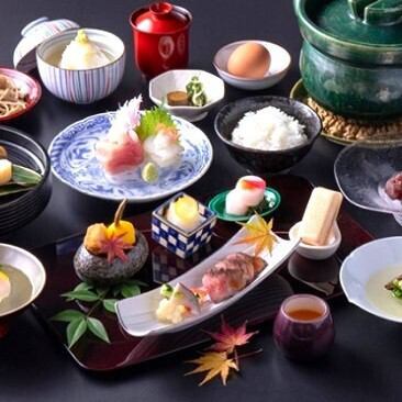 【お昼の部】季節素材を活かした逸品揃いで構成 嵐山コース 6,600円 (税込)
