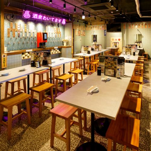 広々とした空間は貸切ご予約も可能です♪