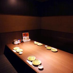 Table seat with a feeling of private room.Dark calm ◎