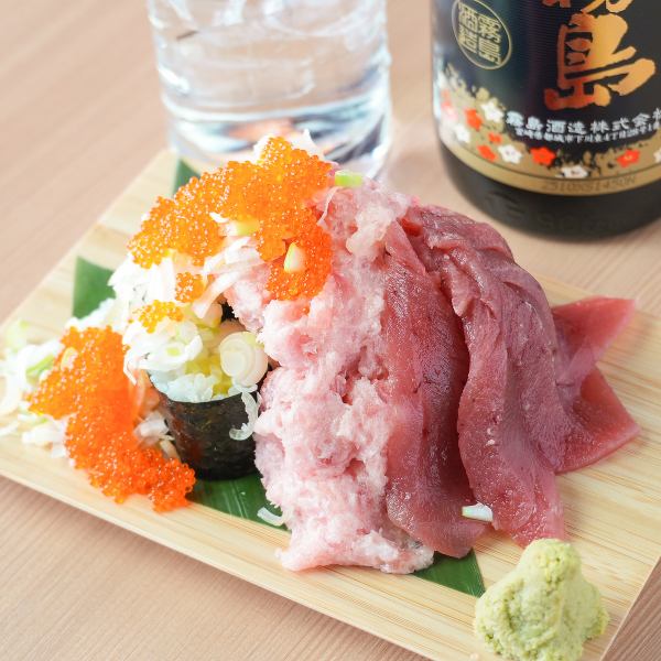 【★写真映え抜群★】下野横丁名物の贅沢「こぼれ寿司」♪968円(税込)