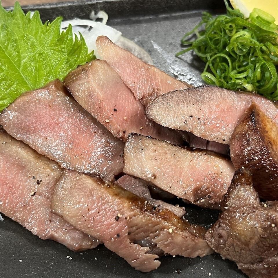 様々の掘りごたつ個室をご用意！自慢のたたき料理をご堪能下さい