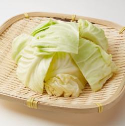 Cabbage goes well with spicy miso