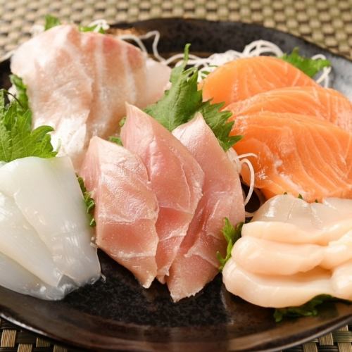 刺身の盛り合わせ3種