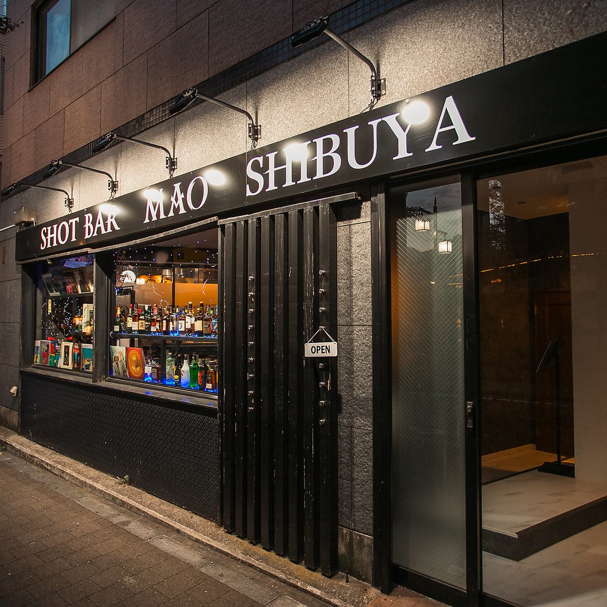 全国展開バーが渋谷初出店！音楽も楽しめる大人の隠れ家