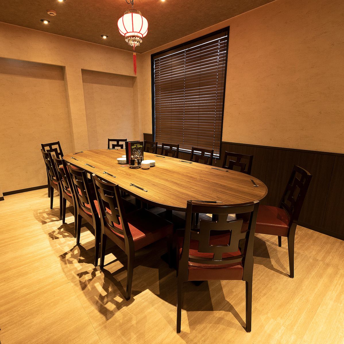 Our fully private rooms can accommodate a variety of banquets, from small groups to 60 people.