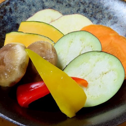 Assorted wrapped vegetables/Today's grilled vegetables