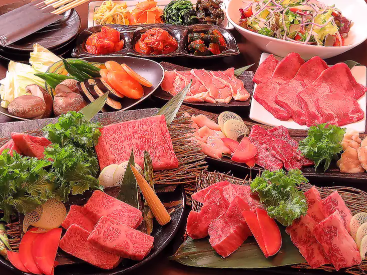 古民家でゆったり焼肉♪A4ランク以上の宮崎牛・安楽畜産の極上肉をお愉しみください♪