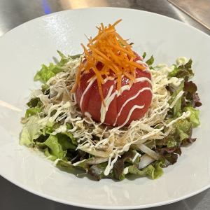 新鮮まるごとトマトのサラダ