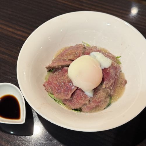 黒毛和牛ローストビーフ丼